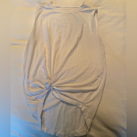 Lululemon Knotted Tank Top size 4 - white - Picture 2 of 2